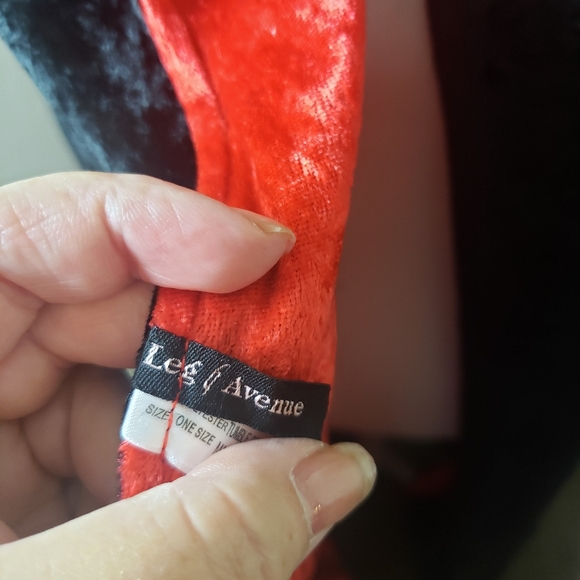 Velour reversible cape - Picture 6 of 8